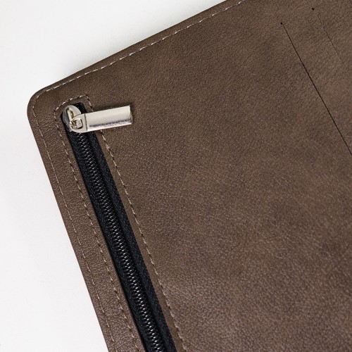 Ежедневник недатированный Coach, B5, коричневый, кремовый блок, подарочная коробка