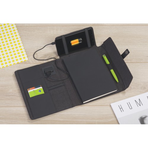 Папка А5 с беспроводным зарядным устройством 4000 mAh и блокнотом softtouch, черный