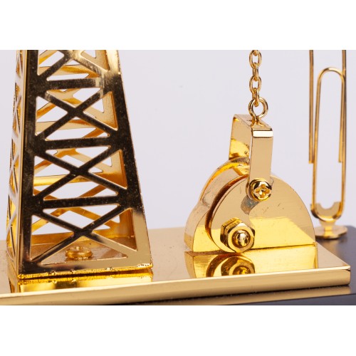 Подставка с часами 