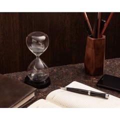 Магнитный антистресс Elusive Time, черный