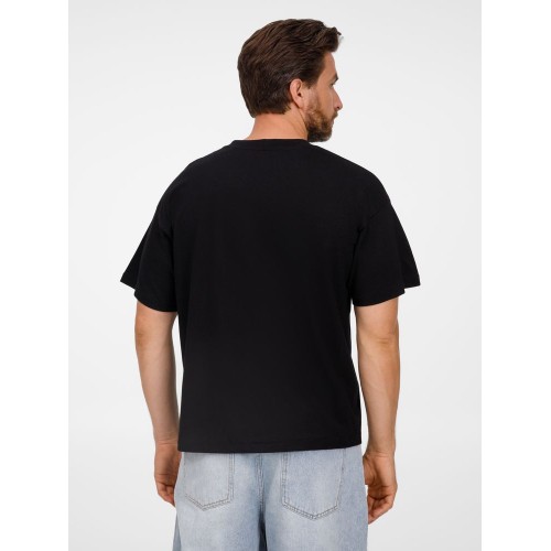 Футболка оверсайз унисекс Legacy, черная