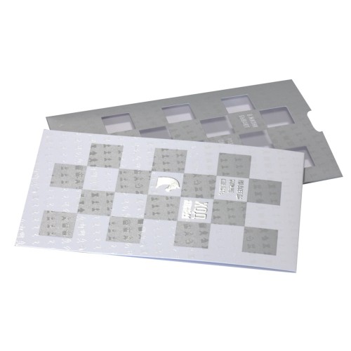 Открытка из серии «Ход конем»