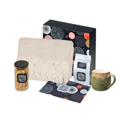 Подарочный набор Re:y. Haven  с пледом, кружкой и чаем