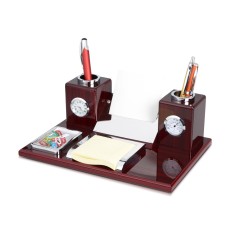 Настольный прибор Петронас: часы, термометр, подставки под ручки, визитки, скрепки, бумажный блок