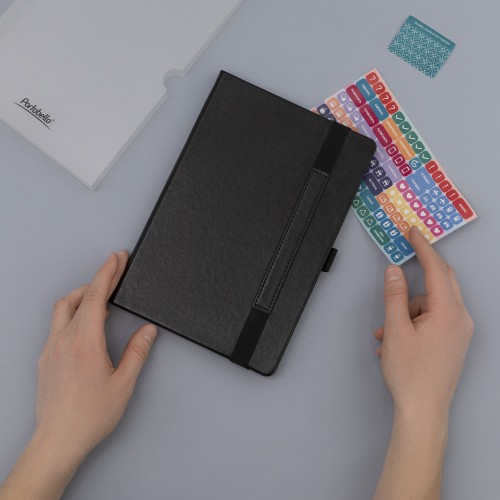 Ежедневник Galaxy недатированный, жесткая обложка, срез голограф. фольга, черный