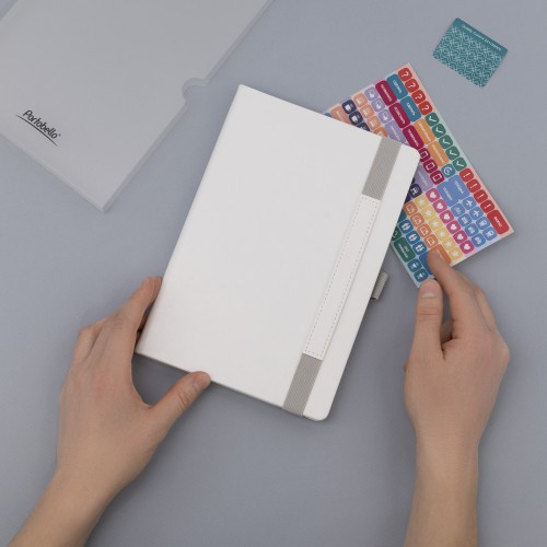 Ежедневник Galaxy недатированный, жесткая обложка, срез голограф. фольга, белый