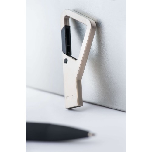 Флешка ZEVS Черная 4045.08.4ГБ